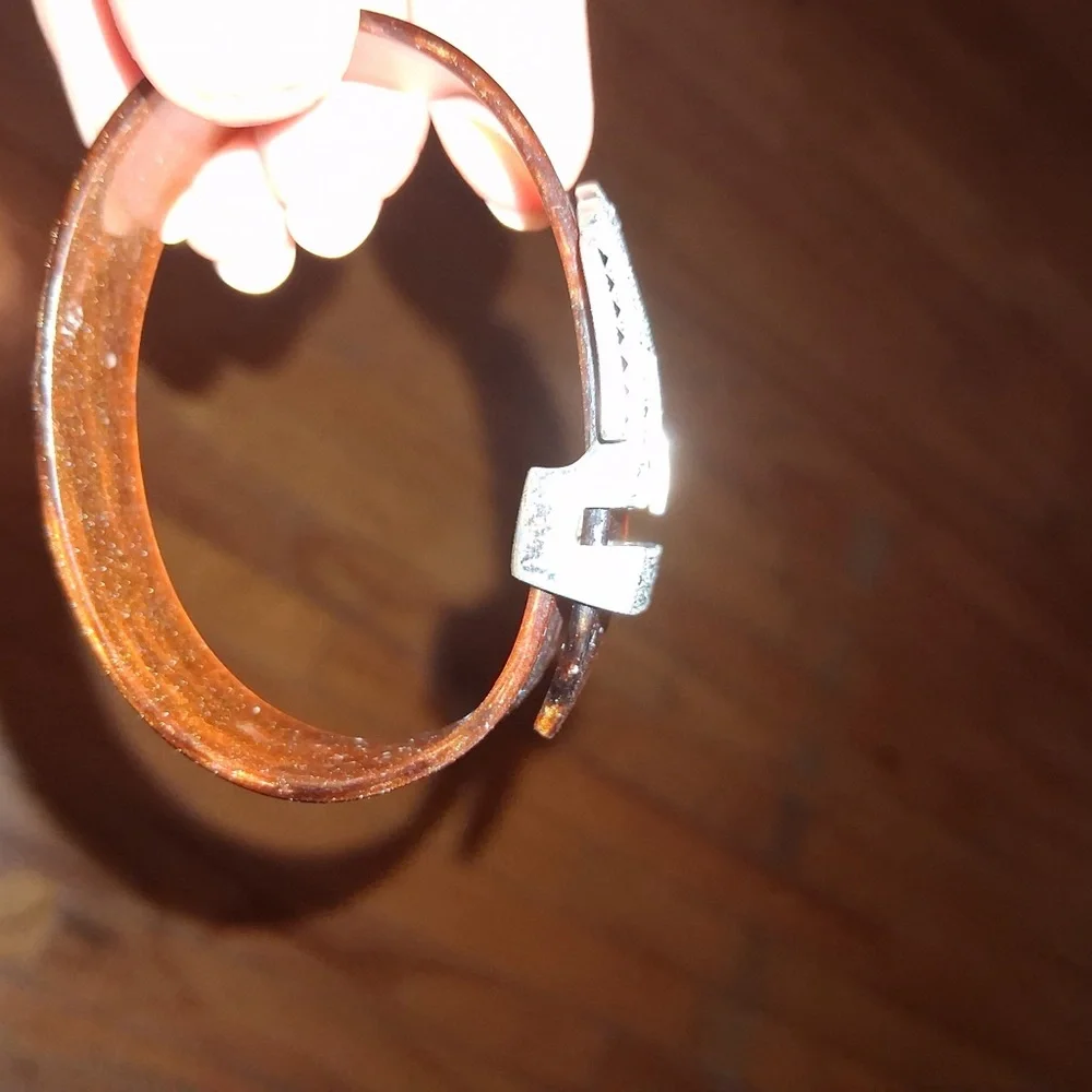 Elegant Brown Wearable Tech Bracelet